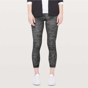 Lululemon Align 25” SZ 4 Patterned Twillines Ice Grey Black